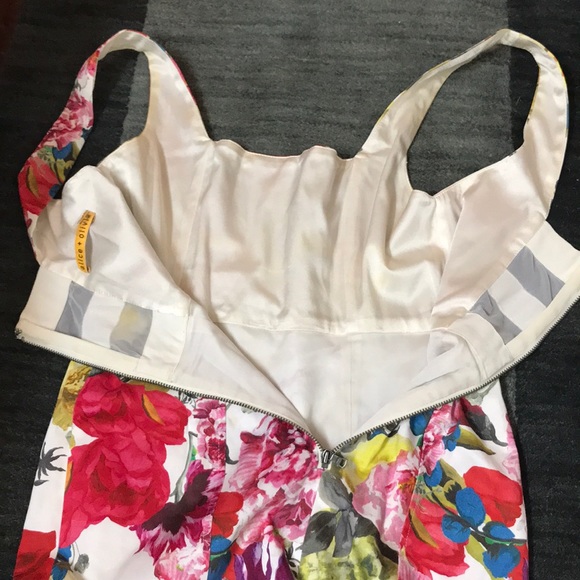 Alice and Olivia Floral Dress - Picture 2 of 5